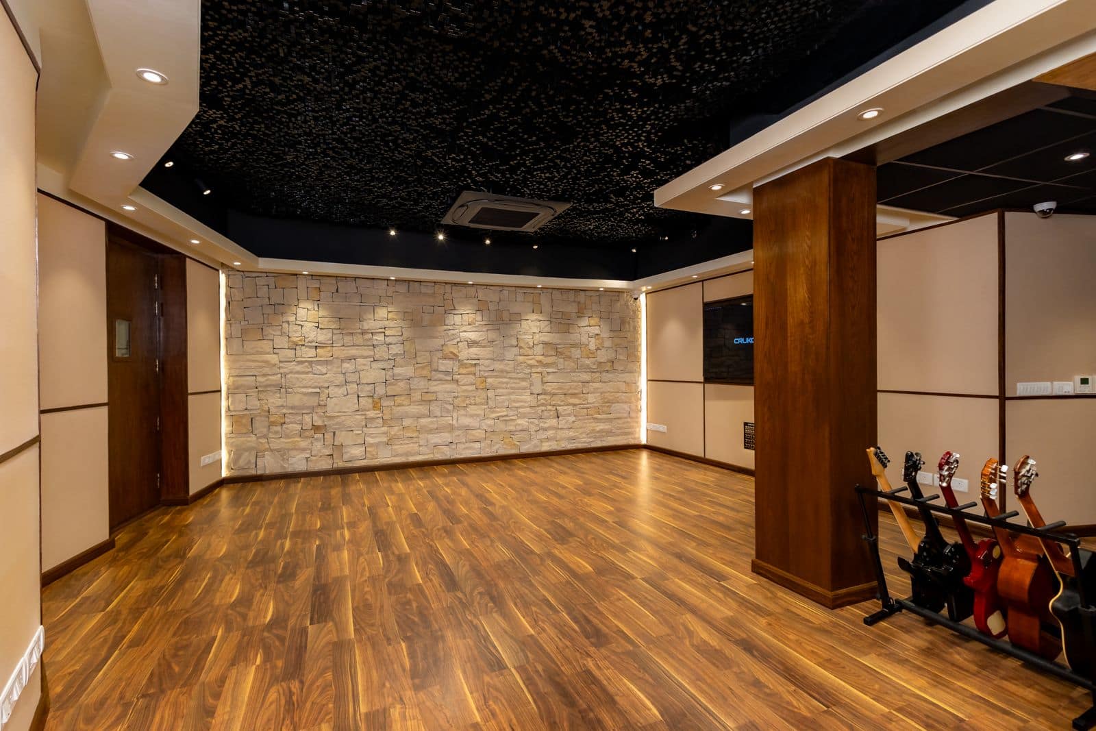 WhatsApp Image 2024-04-23 at 04.04.42