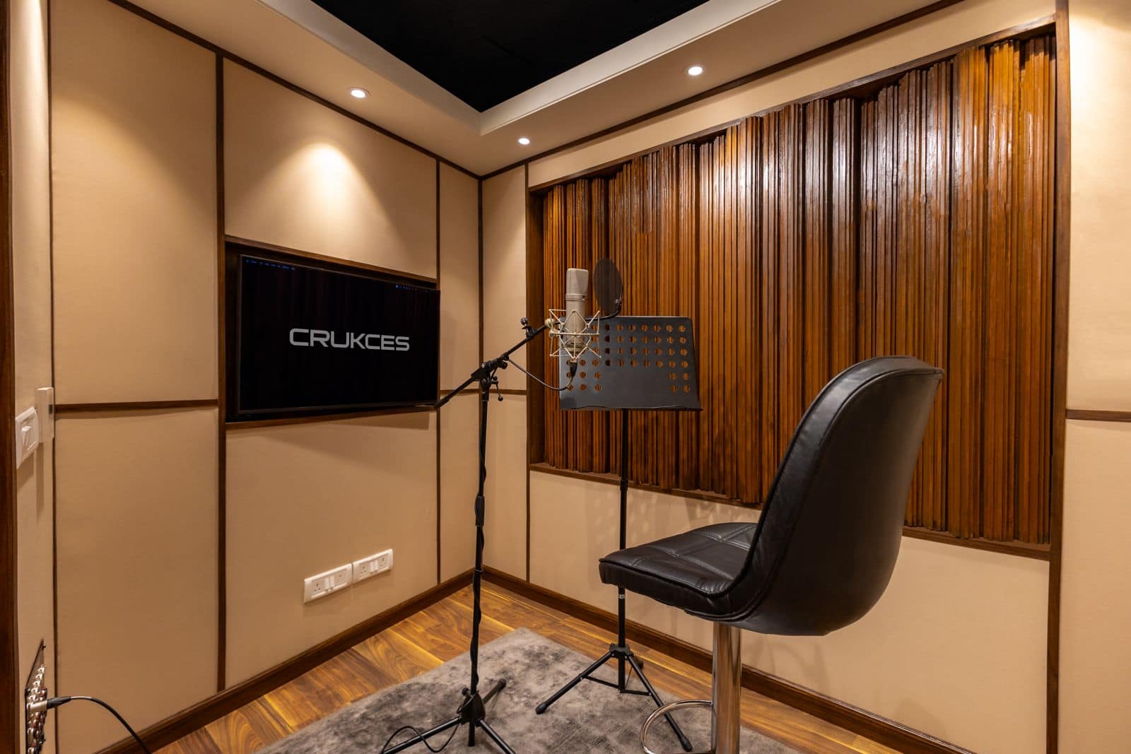 WhatsApp Image 2024-04-23 at 04.04.59 (2)