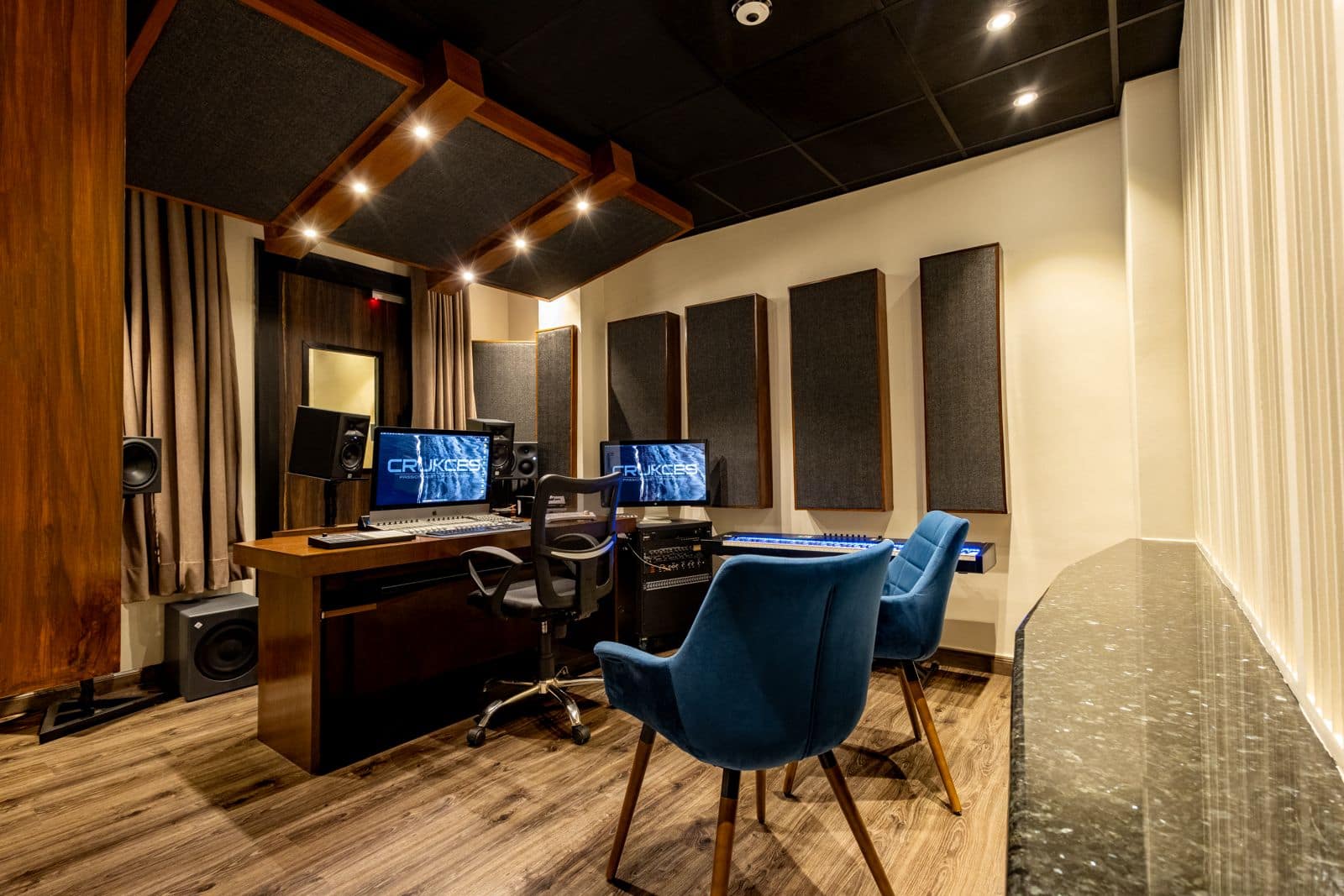 WhatsApp Image 2024-04-23 at 04.06.19 (1)