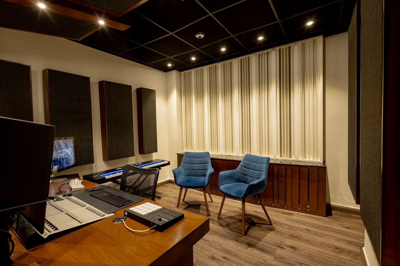 WhatsApp Image 2024-04-23 at 04.06.19 (2)